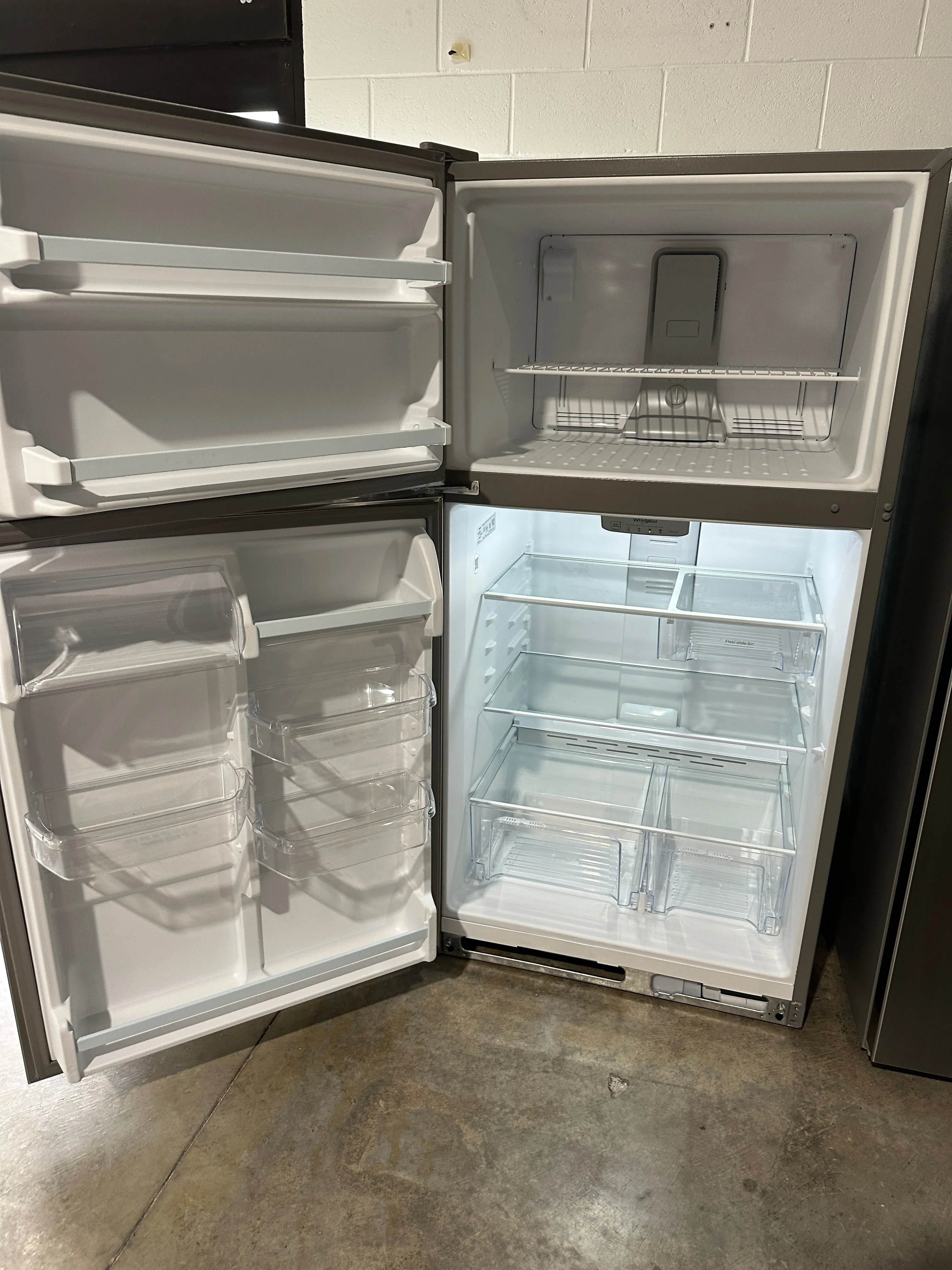 20.5 Cu. Ft. Top-Freezer Refrigerator - MODEL: WRT311FZDZ REF13584S