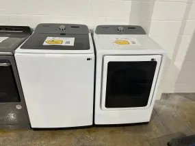 BEAUTIFUL BRAND NEW SAMSUNG LAUNDRY SET WAS12345S DRY12237S