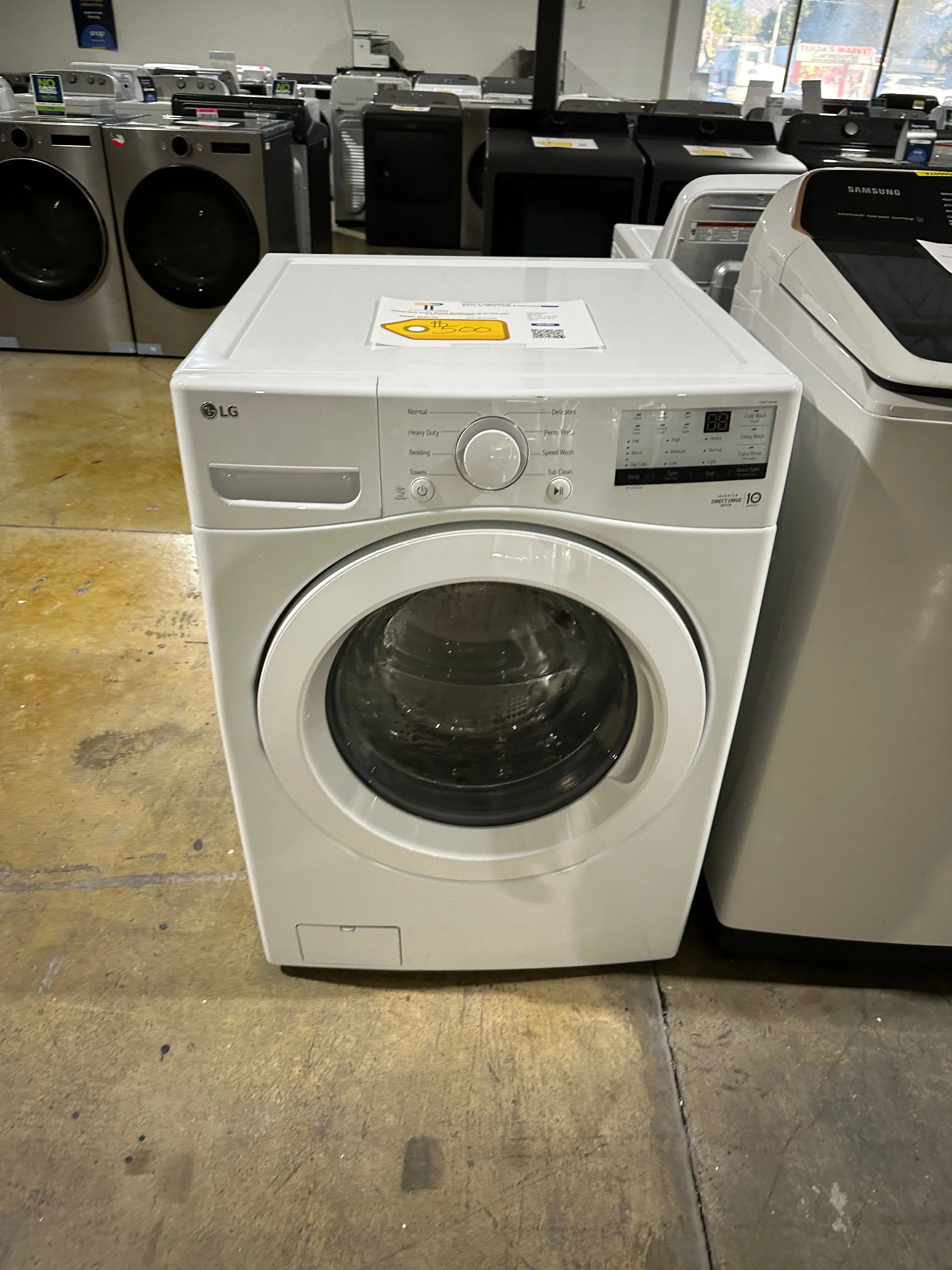 BRAND NEW LG 4.5 Cu. Ft. White Front Load Washer MODEL: WM3400CW WAS12265S