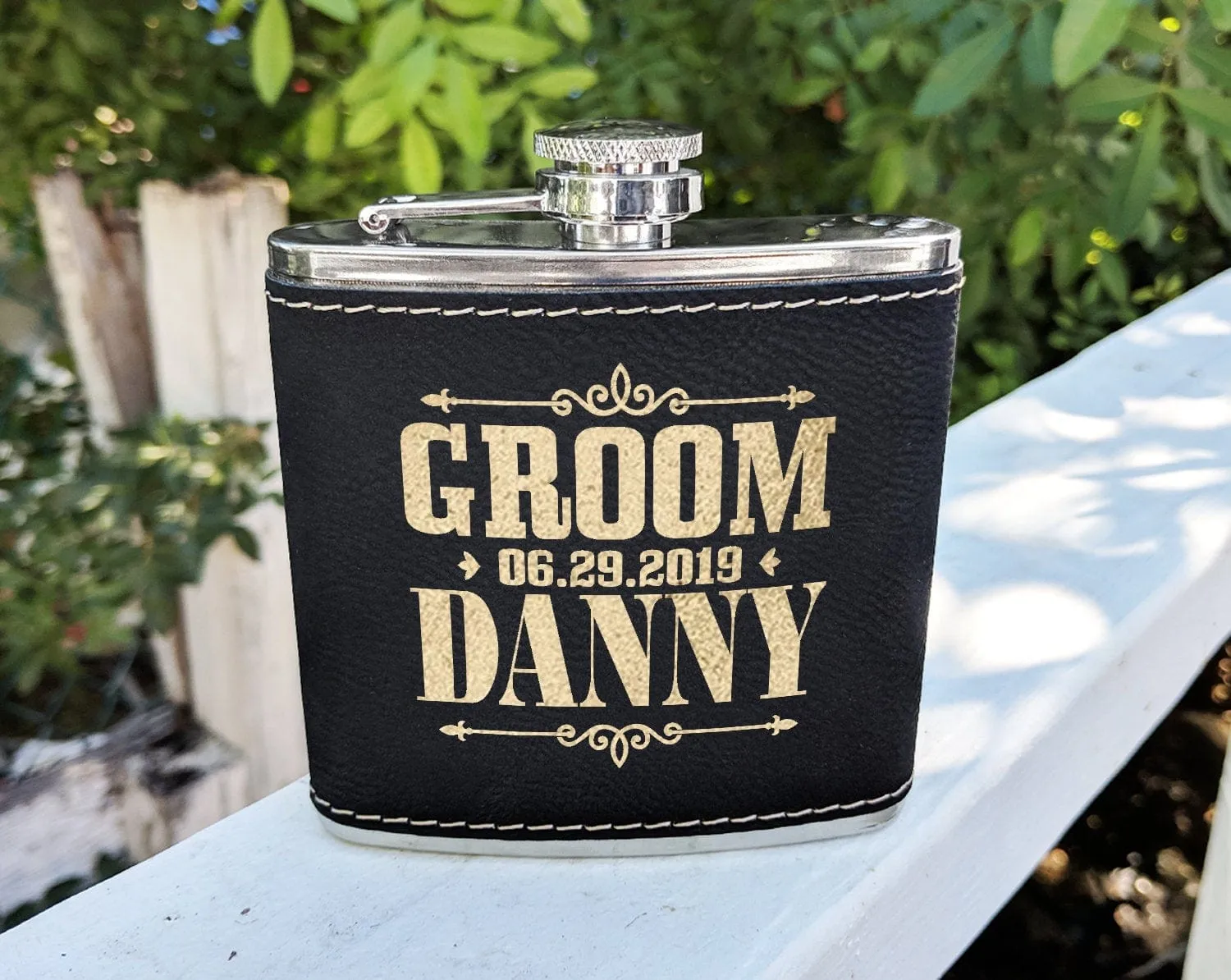 Custom Flask for Mens Birthday Idea Womens Bride Tribe Personalized Gifts Wedding Groomsmen Best Man Gold Engraved Father Mans Gift Leather