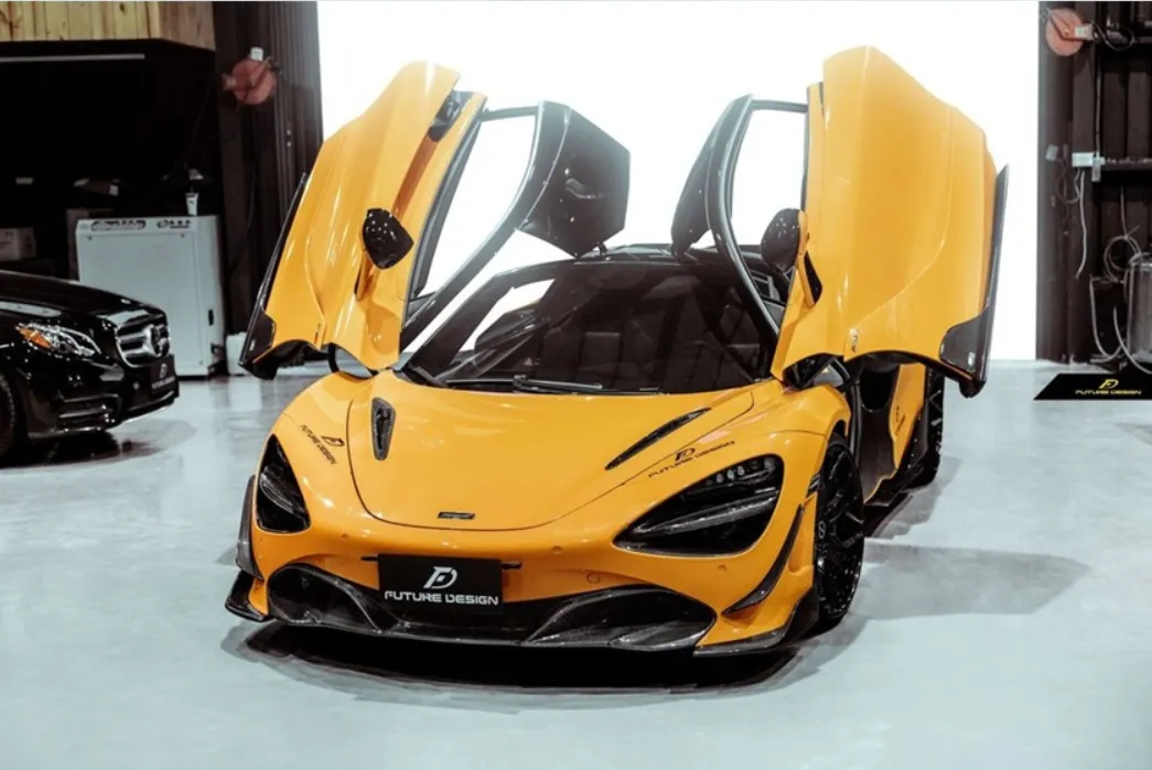 Future Design Carbon Fiber Front Bumper Canards for McLaren 720S