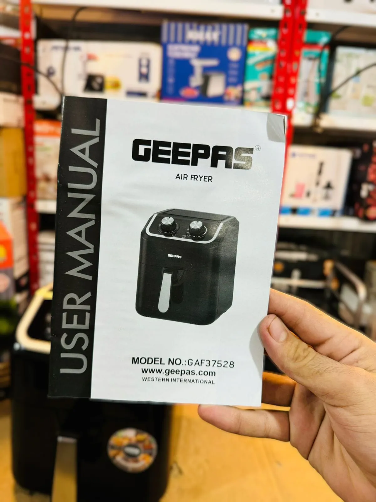 GEEPAS 5L Air Fryer 1600W-37528