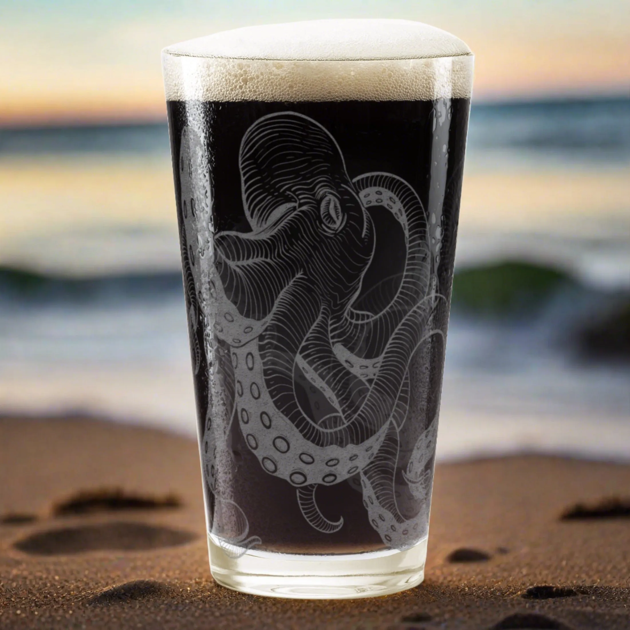 OCTOPUS Pint Glass by Lumengrave